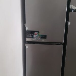 Hisense 225L Bottom freezer Silver Color